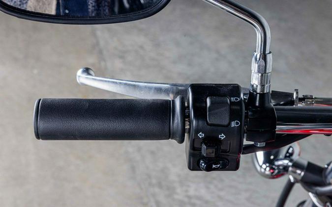 2025 Kawasaki Vulcan 900 Custom