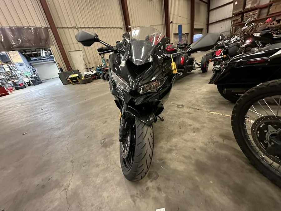 2024 Kawasaki Ninja® ZX™-4R ABS