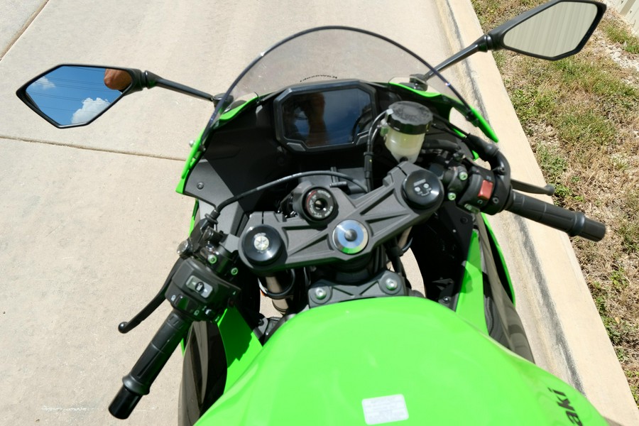 2026 KAWASAKI NINJA ZX6R
