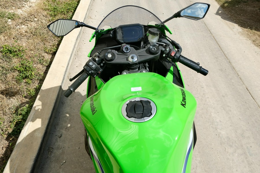 2026 KAWASAKI NINJA ZX6R