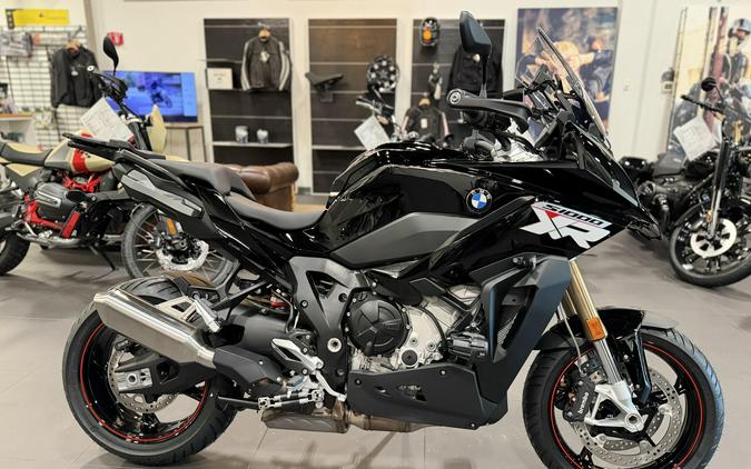 2026 BMW S 1000 XR