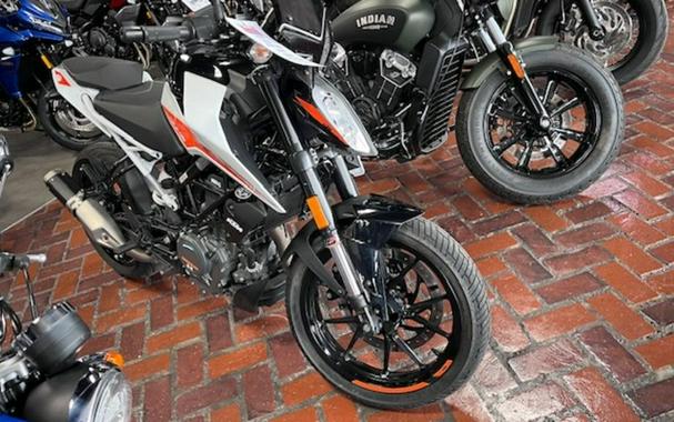 2022 KTM 890 Adventure R