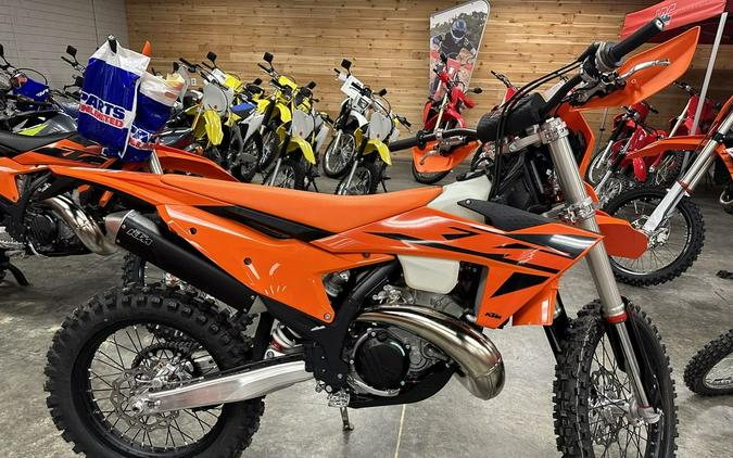 2025 KTM XC 300 W