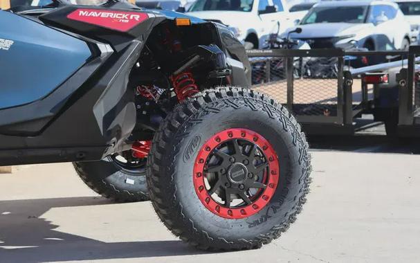 2025 CAN-AM MAVERICK R MAX RS WITH SMARTSHOX 999T DCT