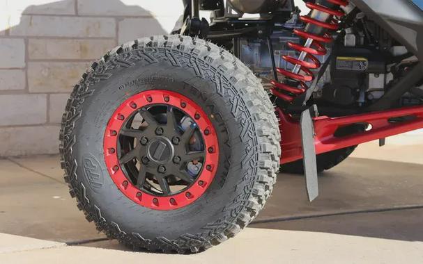 2025 CAN-AM MAVERICK R MAX RS WITH SMARTSHOX 999T DCT