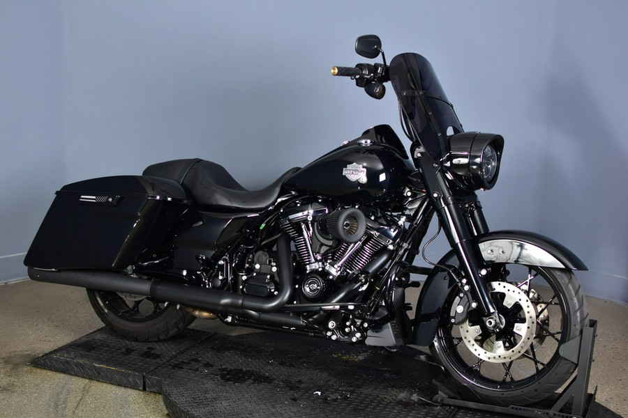 2023 Harley-Davidson Road King Special Vivid Black