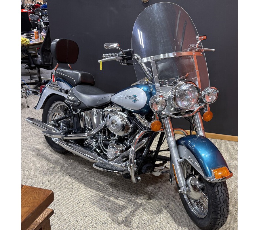 2004 Harley-Davidson® Heritage Softail® Classic TEAL/SILVER W/PINSTRIPES