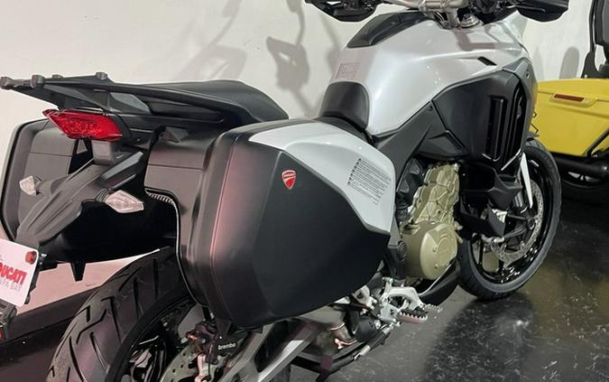 2025 Ducati Multistrada V4 S Travel & Radar Iceberg White