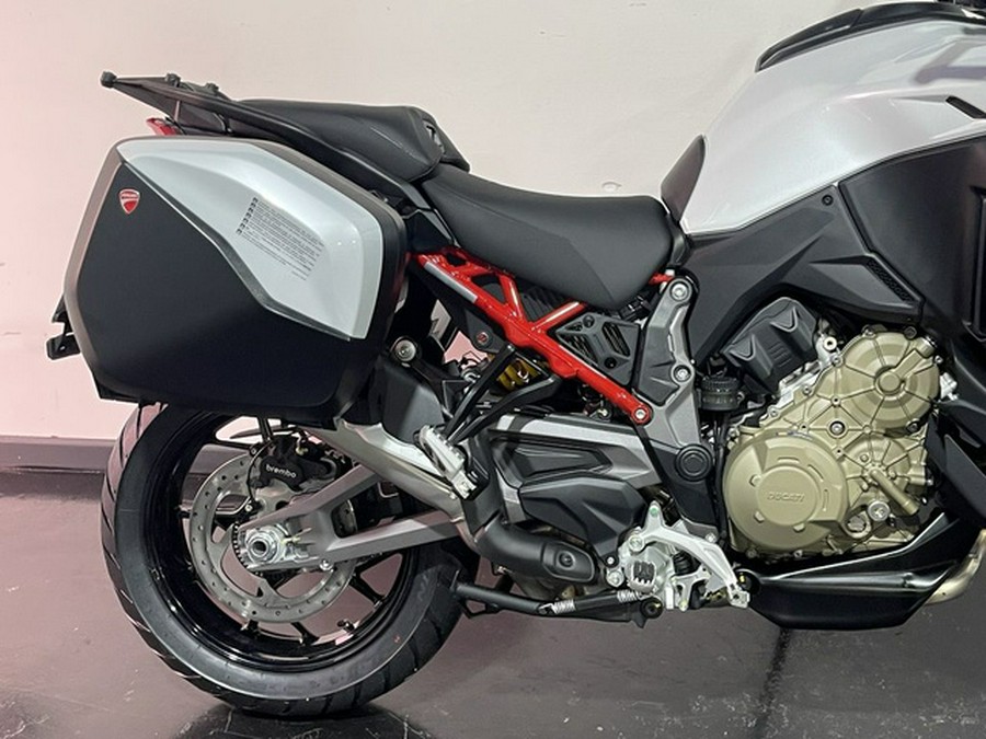 2025 Ducati Multistrada V4 S Travel & Radar Iceberg White