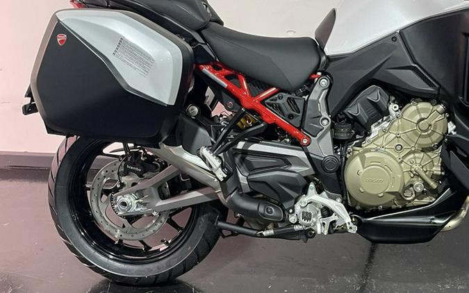 2025 Ducati Multistrada V4 S Travel & Radar Iceberg White