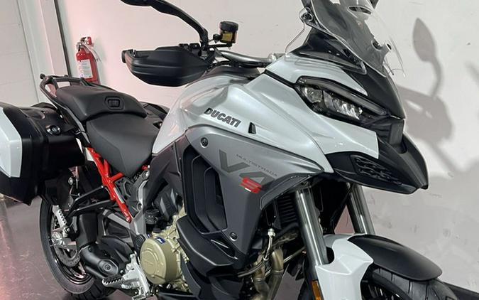 2025 Ducati Multistrada V4 S Travel & Radar Iceberg White