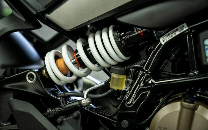 2024 Husqvarna SVARTPILEN 401