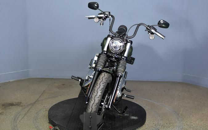 2026 Harley-Davidson Street Bob Olive Steel Metallic Chrome Laced Wheels