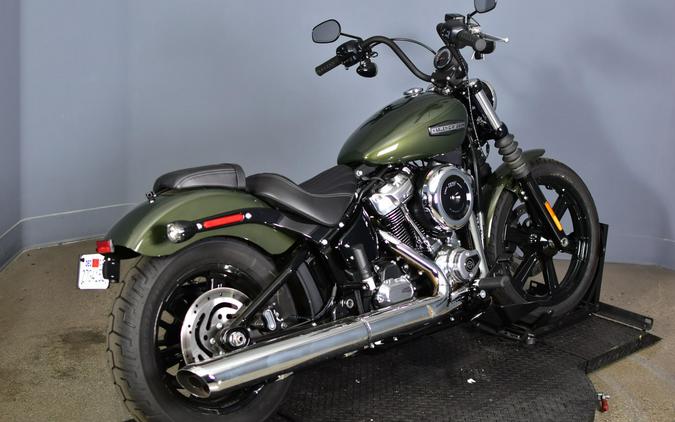 2026 Harley-Davidson Street Bob Olive Steel Metallic Chrome Laced Wheels