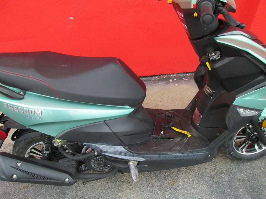 2022 Freedom Scooters CANOE 150