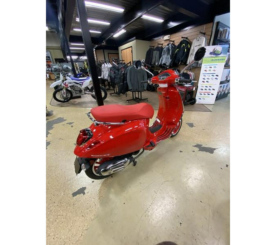 2022 Vespa Primavera 50 Red