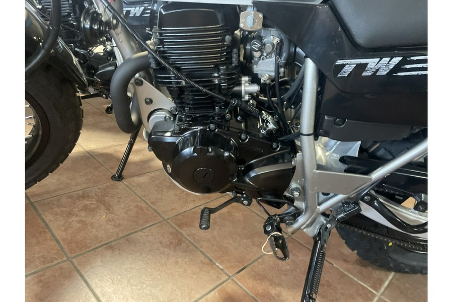 2025 Yamaha TW200