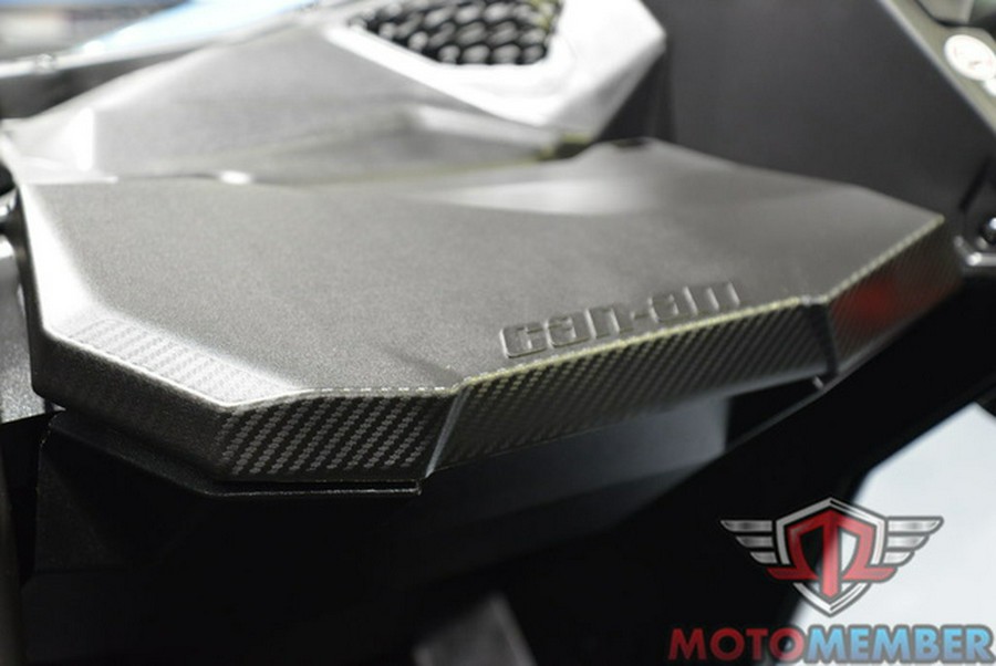 2026 Can-Am Maverick X3 Max RS Turbo RR Scandi Blue & Orange C