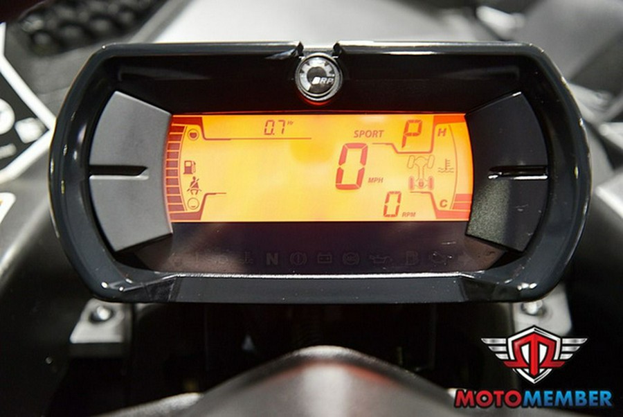 2026 Can-Am Maverick X3 Max RS Turbo RR Scandi Blue & Orange C