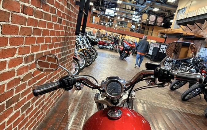 2012 Harley-Davidson Sportster XL1200C - 1200 Custom