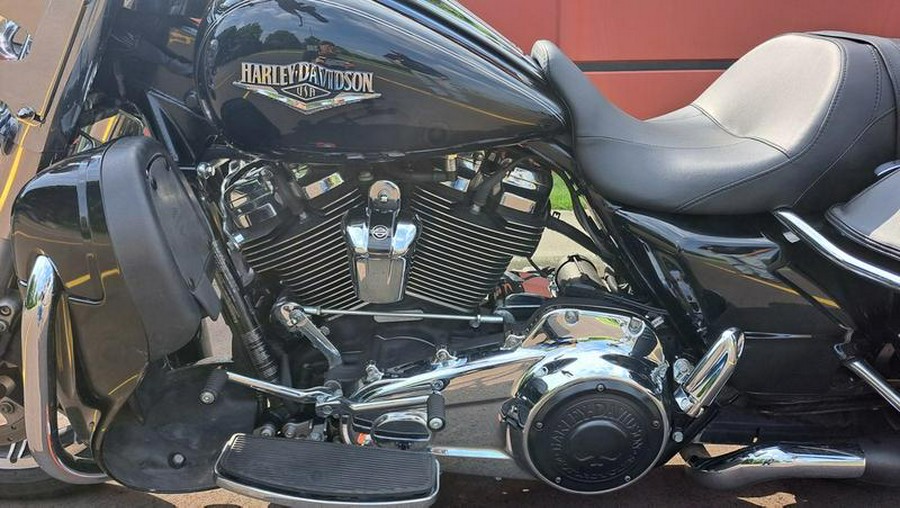 2017 Harley-Davidson® FLHR - Road King®