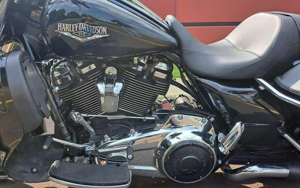 2017 Harley-Davidson® FLHR - Road King®