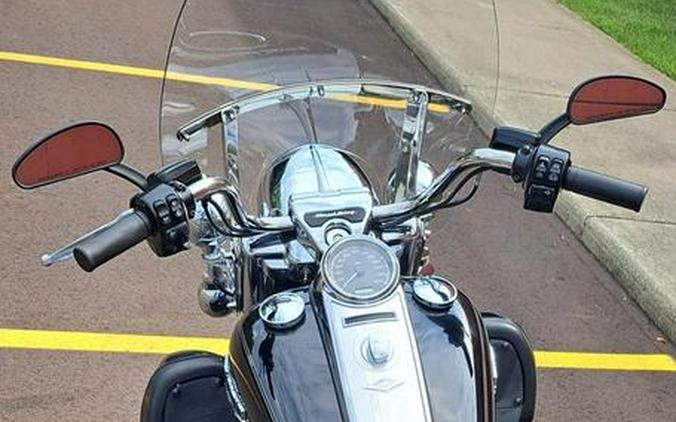 2017 Harley-Davidson® FLHR - Road King®