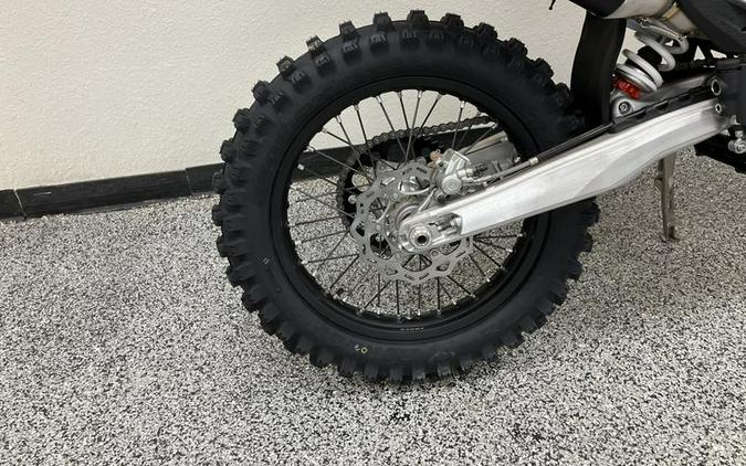 2024 KTM 500XW-F - KT9104