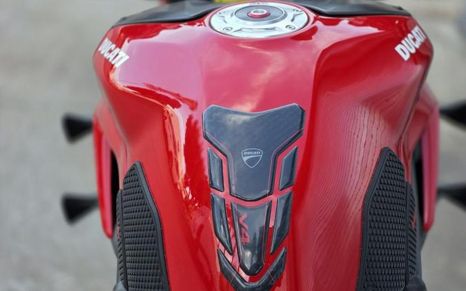 2021 Ducati Streetfighter V4 S