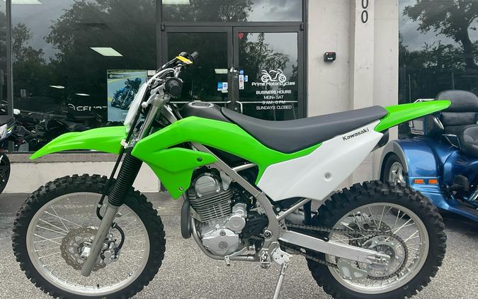 2021 Kawasaki KLX230R S Review (20 Fast Facts for Trail Bike Riders)