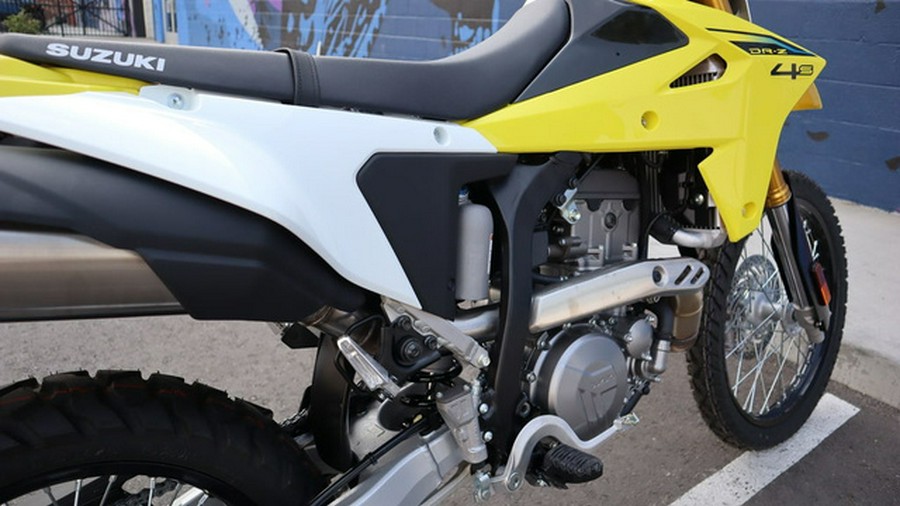 2025 Suzuki DR-Z4SM