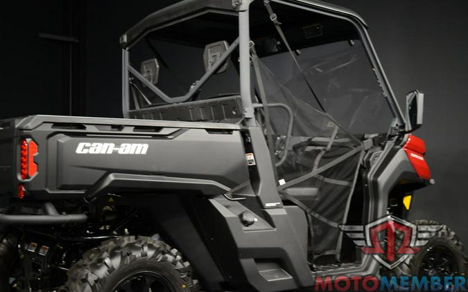 2025 Can-Am Defender DPS HD10