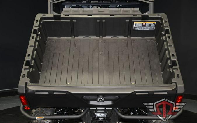 2025 Can-Am Defender DPS HD10