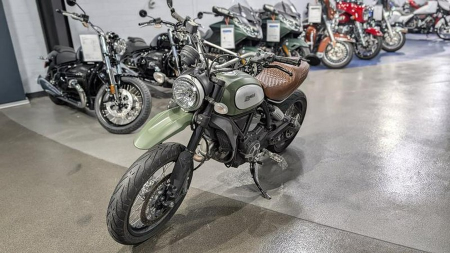 2015 Ducati ICON