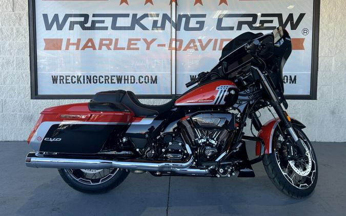 FLHXSE 2024 CVO™ Street Glide®