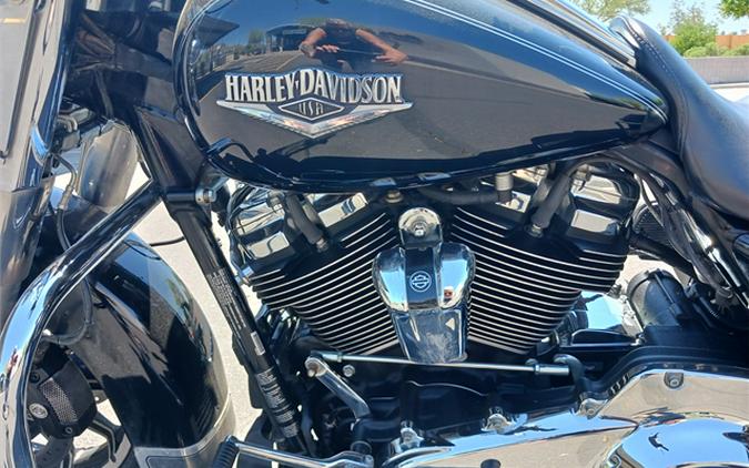 2017 Harley-Davidson FLHR Touring Road King