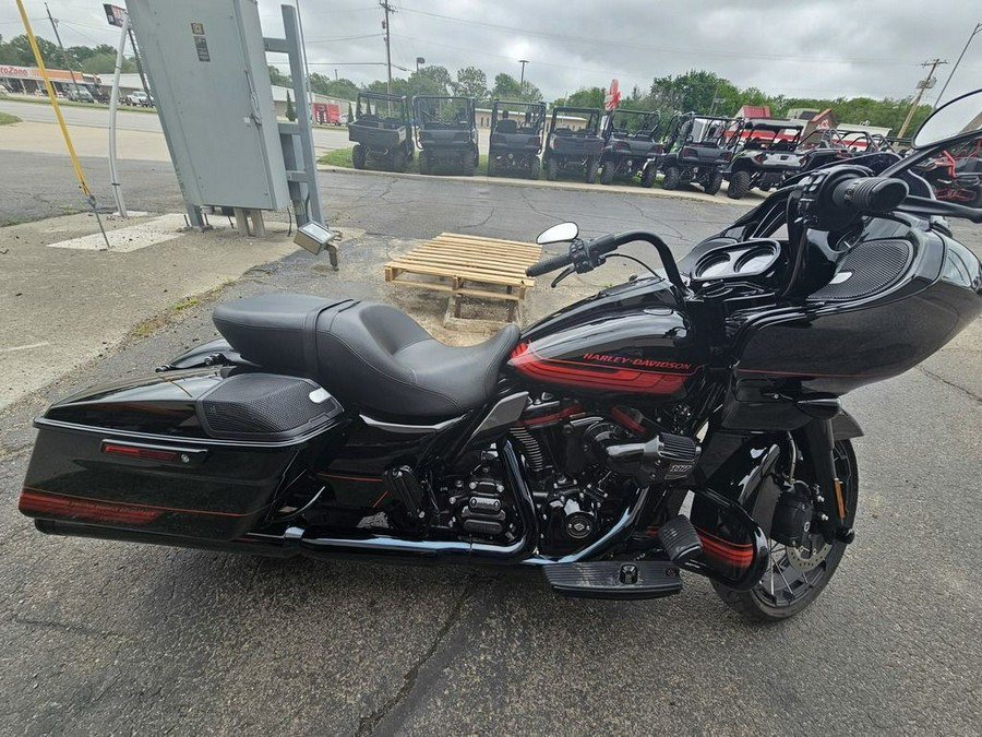 2021 Harley-Davidson® FLTRXSE - CVO™ Road Glide®