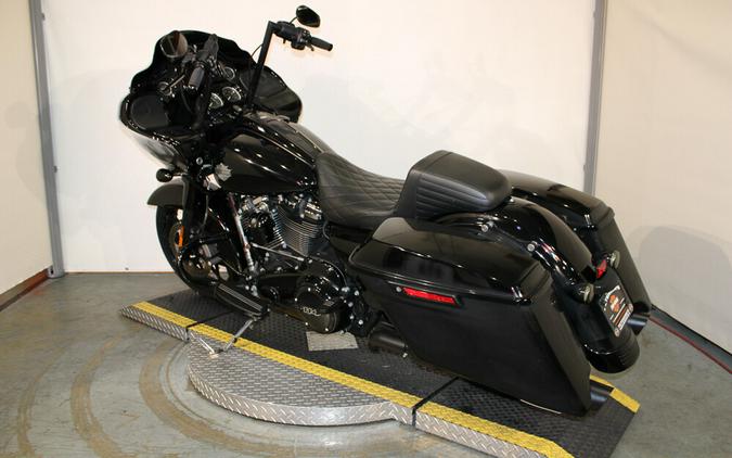 Used 2022 Harley-Davidson Road Glide Special Grand American Touring FLTRXS Motorcycle For Sale In Miami, Florida