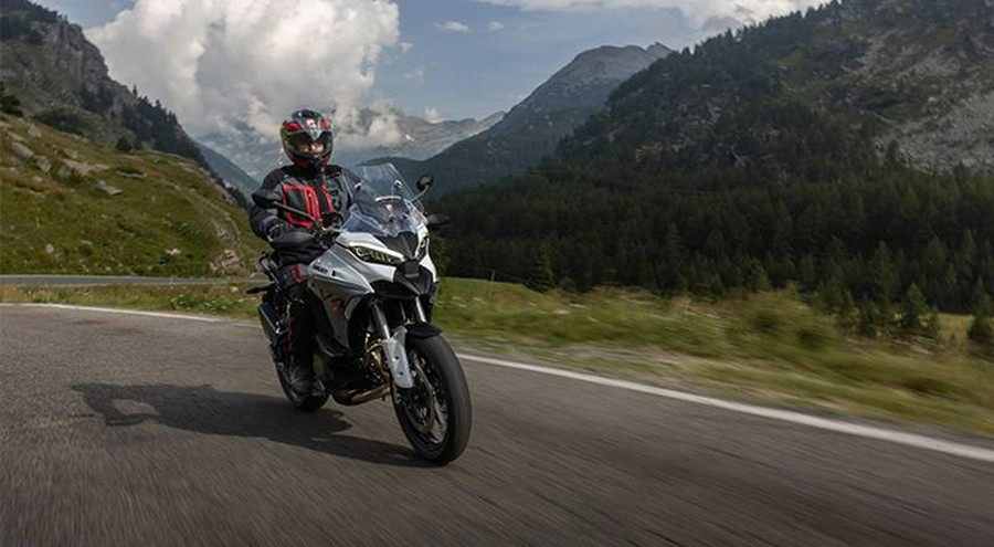 2025 Ducati Multistrada V4