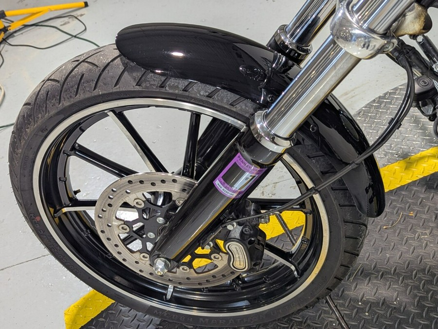 2016 Harley-Davidson® Breakout® Vivid Black