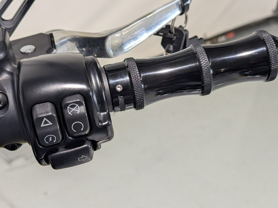 2016 Harley-Davidson® Breakout® Vivid Black