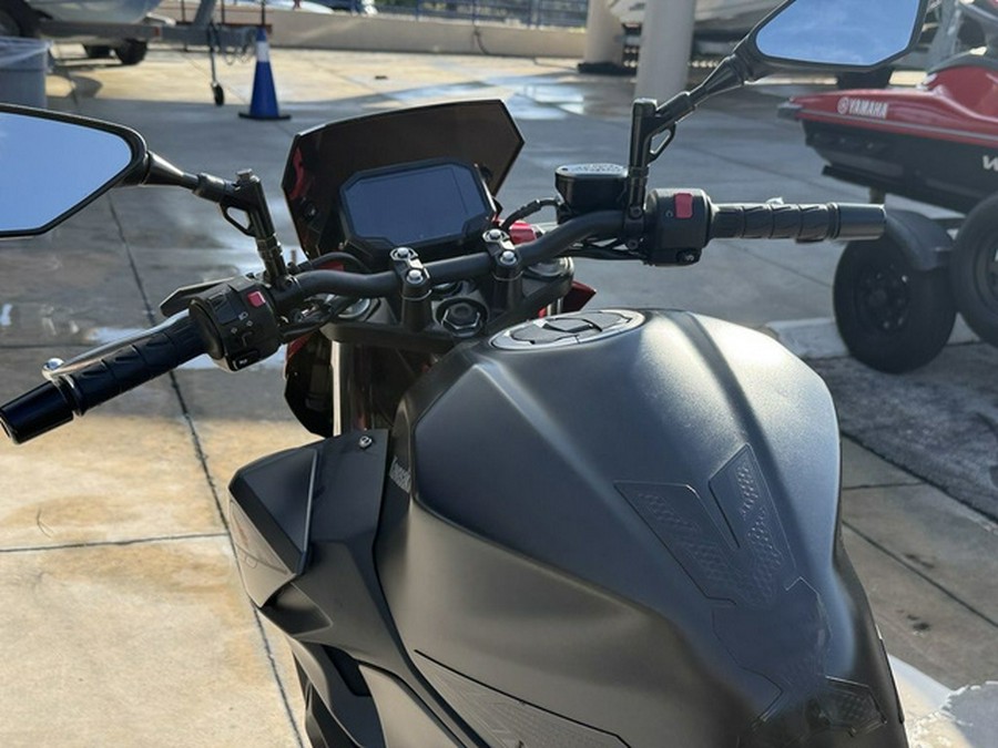2024 Kawasaki Z500 SE ABS
