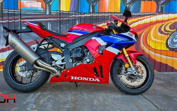 2026 Honda® CBR1000RR-R Fireblade SP