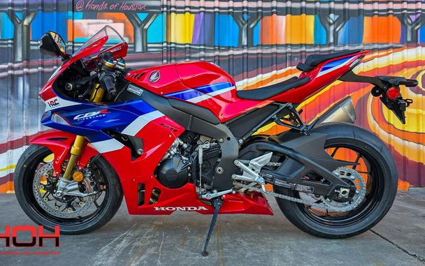 2026 Honda® CBR1000RR-R Fireblade SP