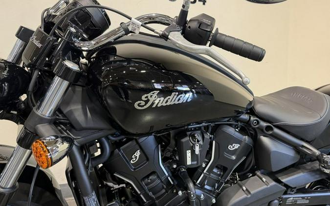 2025 Indian Scout Sixty Classic Limited Black Metallic