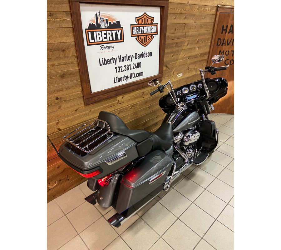 2021 Harley-Davidson Ultra Limited Gauntlet Gray Metallic/Vivid Black FLHTK