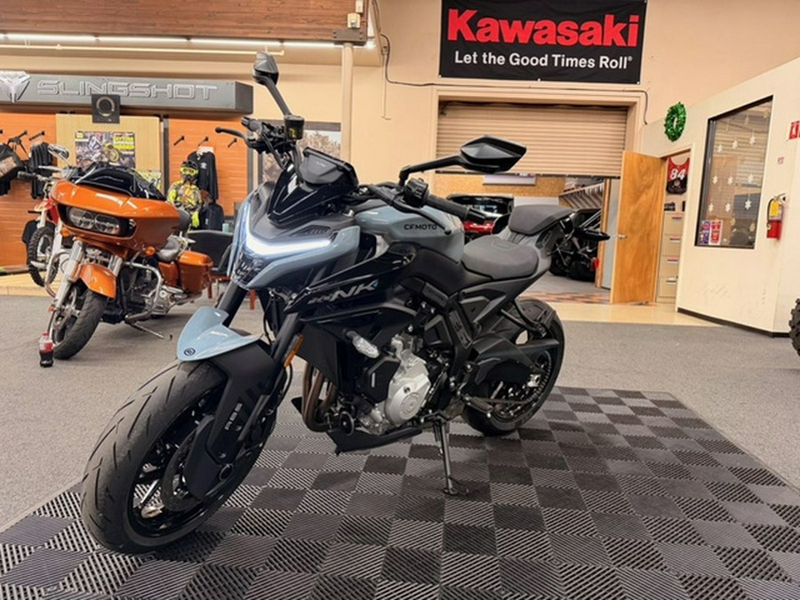 2026 CFMOTO NK 675