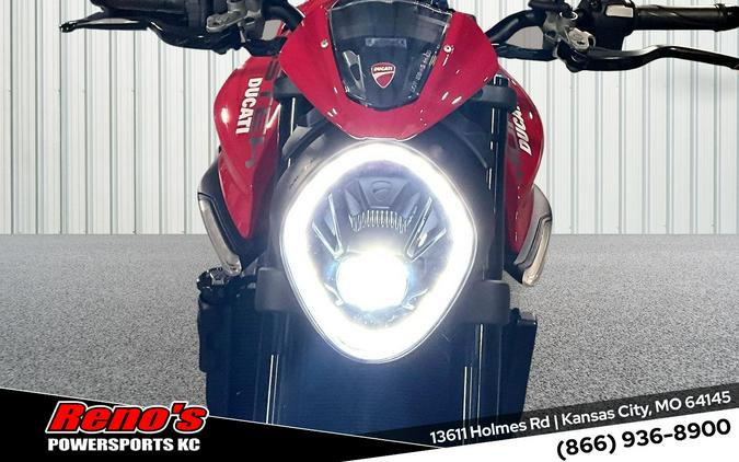 2024 Ducati MONSTER PLUS
