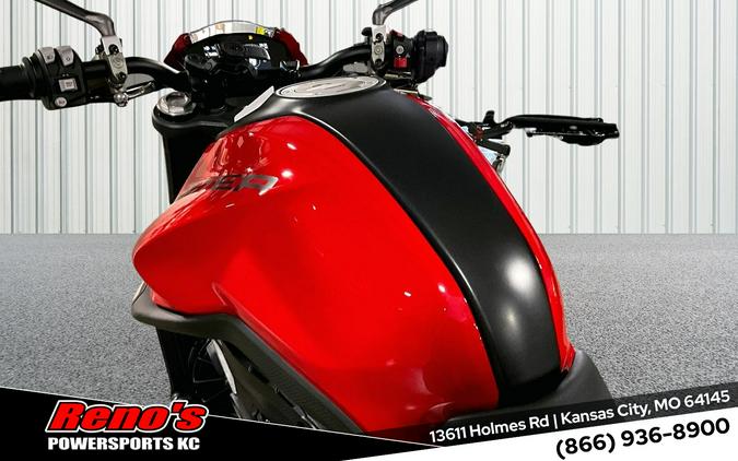 2024 Ducati MONSTER PLUS