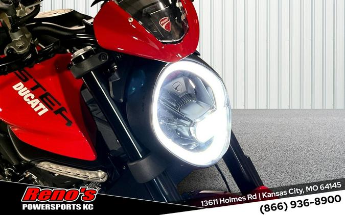 2024 Ducati MONSTER PLUS
